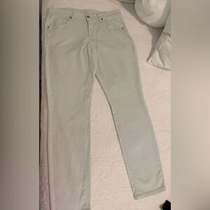 Cambio: Light blue jeans for a  versatile look